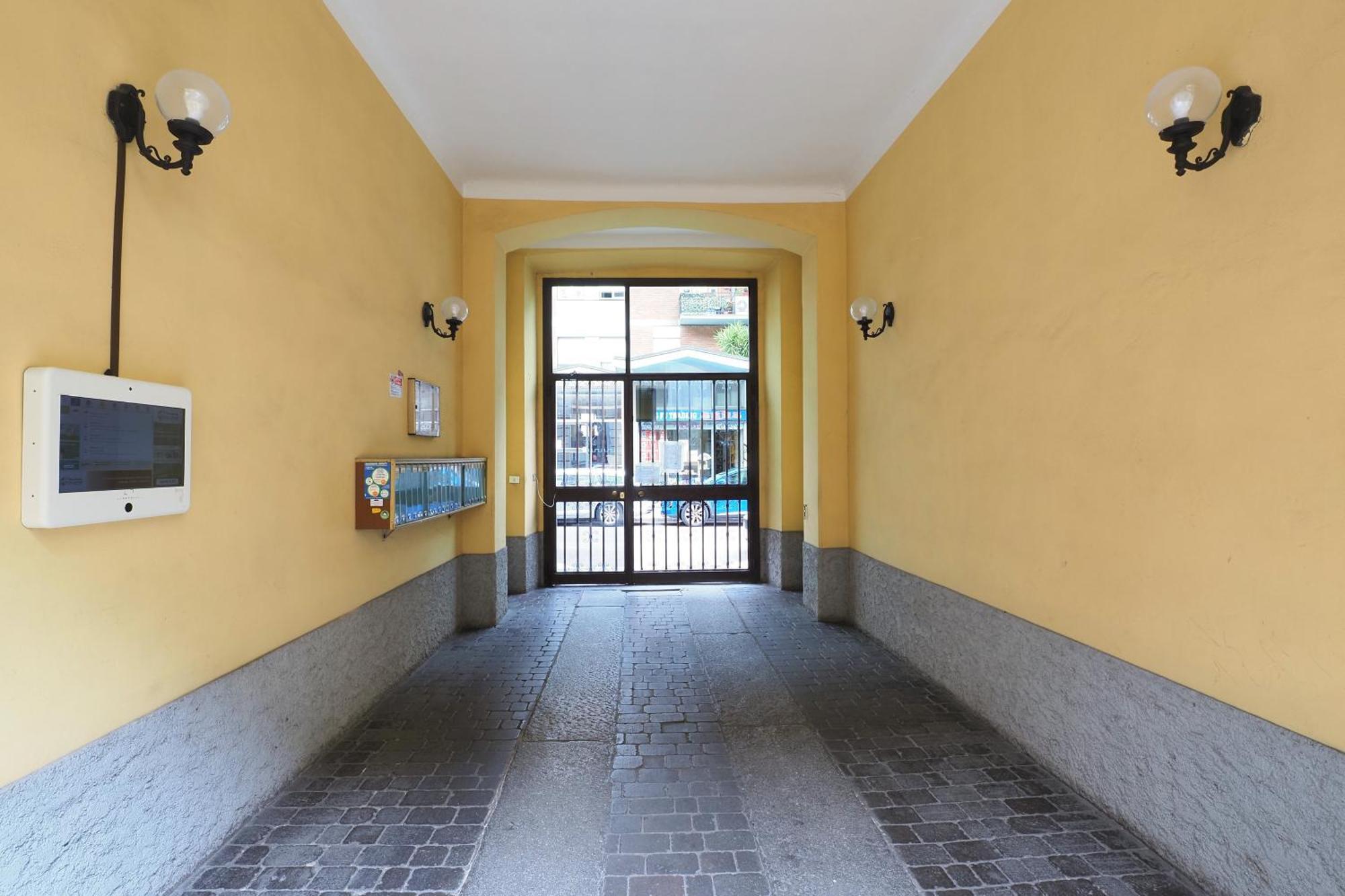 Primopiano - Rosmini Apartment Милано Екстериор снимка